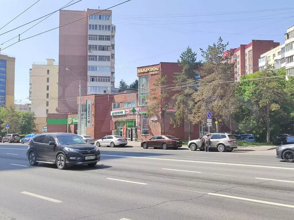 Офис 176 кв.м. с отдельной входной группой - Фото 1