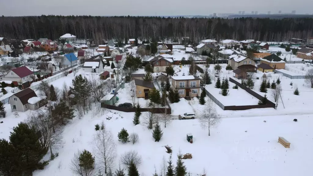 Участок в Московская область, Чехов городской округ, д. Покров  (8.0 ... - Фото 1