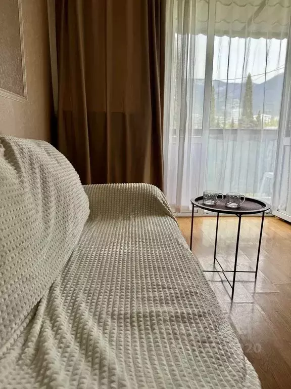 2-к кв. Крым, Ялта ул. Тренева, 3 (42.0 м) - Фото 1