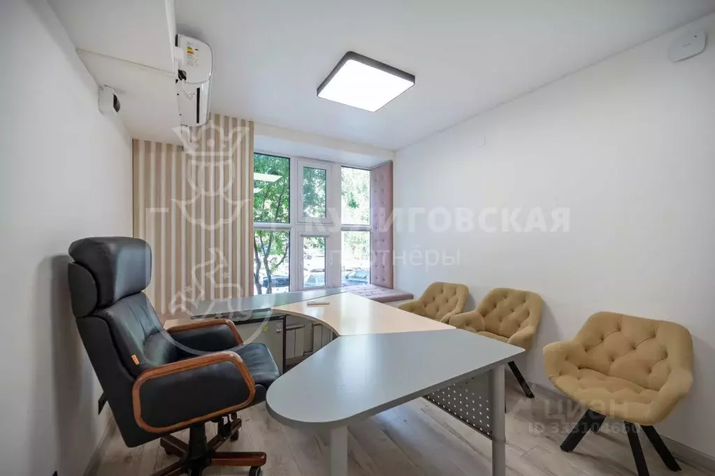 Офис в Свердловская область, Екатеринбург ул. Щорса, 7 (175 м) - Фото 1