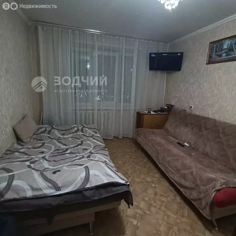 1к в 8-комнатной квартире (18 м) - Фото 1
