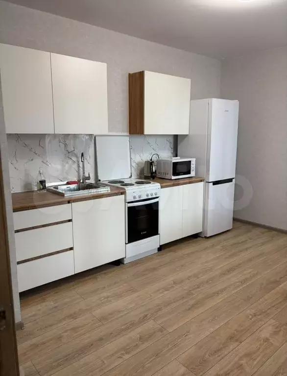 1-к. квартира, 40 м, 7/17 эт. - Фото 1