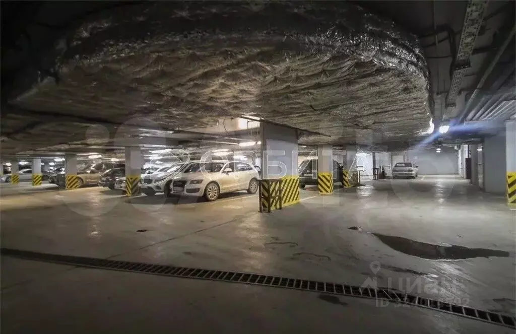 Гараж в Тюменская область, Тюмень ул. Максима Горького, 68 (13 м) - Фото 1