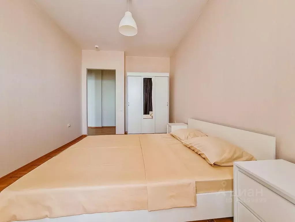 2-к кв. Оренбургская область, Оренбург ул. Терешковой, 10/3 (70.0 м) - Фото 0