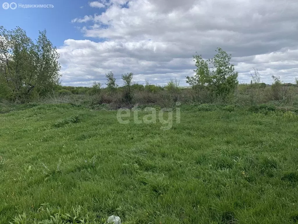 Участок в Хоперское, Сельская улица (11.3 м) - Фото 1