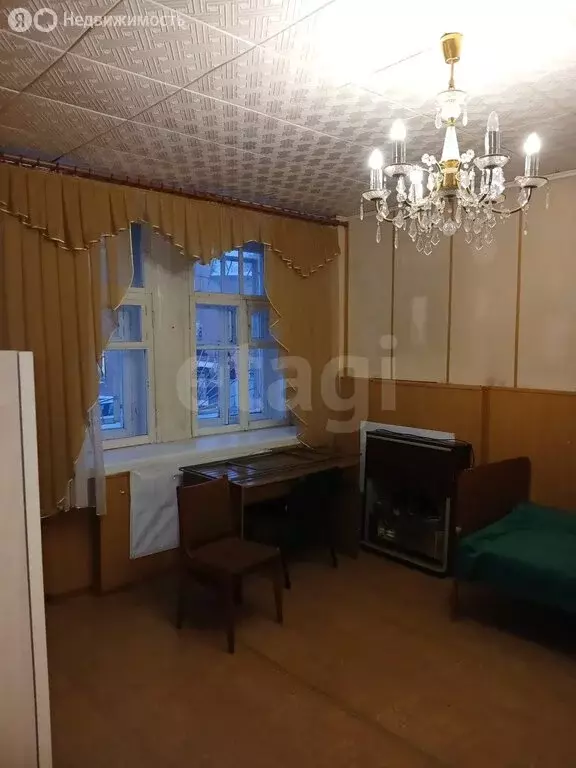 4-комнатная квартира: Златоуст, улица Ленина, 17 (100 м) - Фото 1