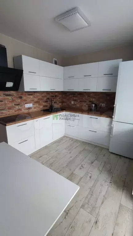 2-к. квартира, 50 м, 2/19 эт. - Фото 0
