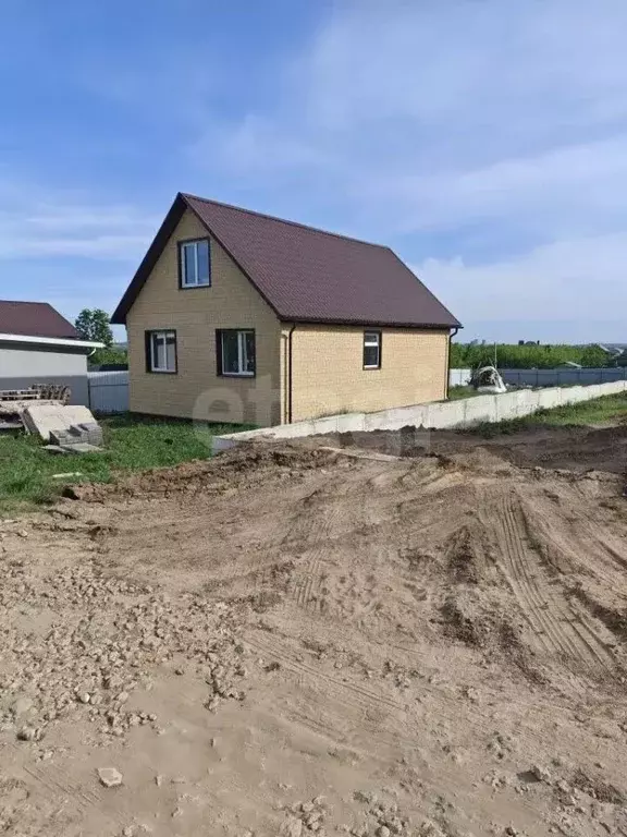 Дом в Воронежская область, с. Семилуки ул. Горького (85 м) - Фото 1