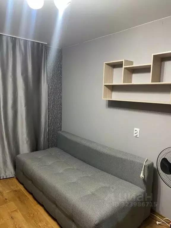 Комната Свердловская область, Екатеринбург ул. Машинная, 42к3 (14.0 м) - Фото 2