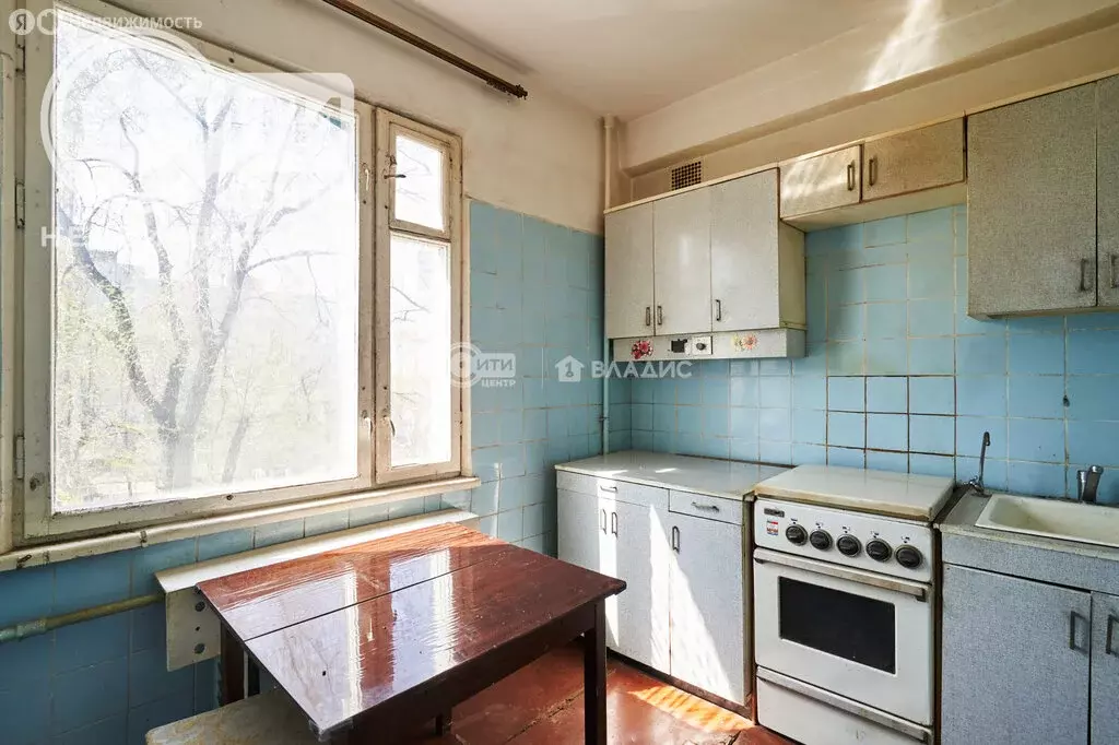 3-комнатная квартира: Воронеж, улица Генерала Лизюкова, 43 (54.3 м) - Фото 1