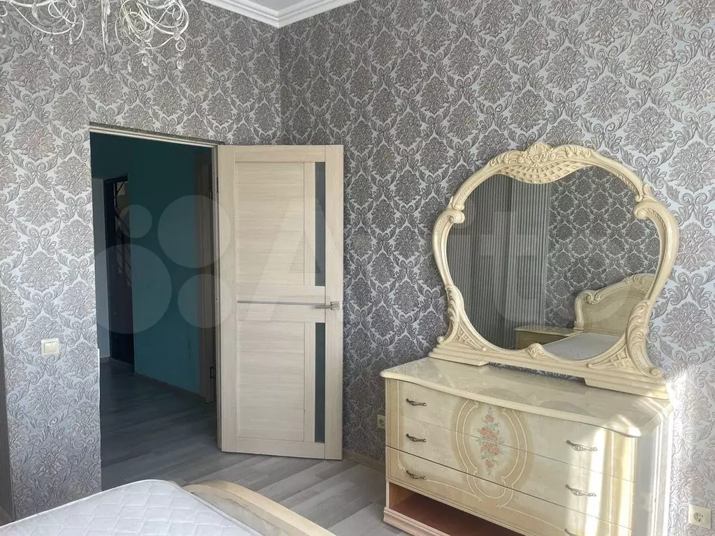 2-к. квартира, 50 м, 3/3 эт. - Фото 1