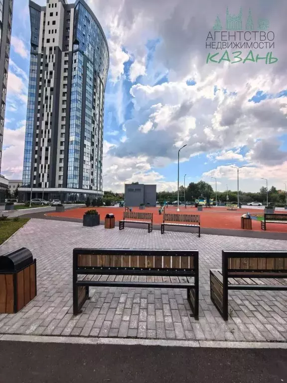 2-к кв. Татарстан, Казань Танковая ул., 2 (68.4 м) - Фото 1