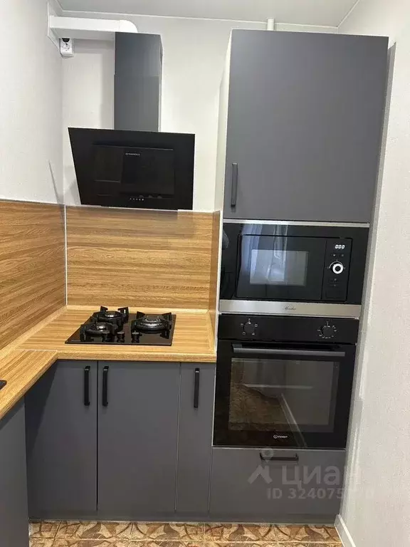 3-к кв. Ленинградская область, Выборг ул. Гагарина, 18 (70.0 м) - Фото 2