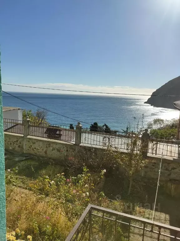 Дом в Крым, Алушта муниципальный округ, Партенит пгт ул. Горная, 3 ... - Фото 1