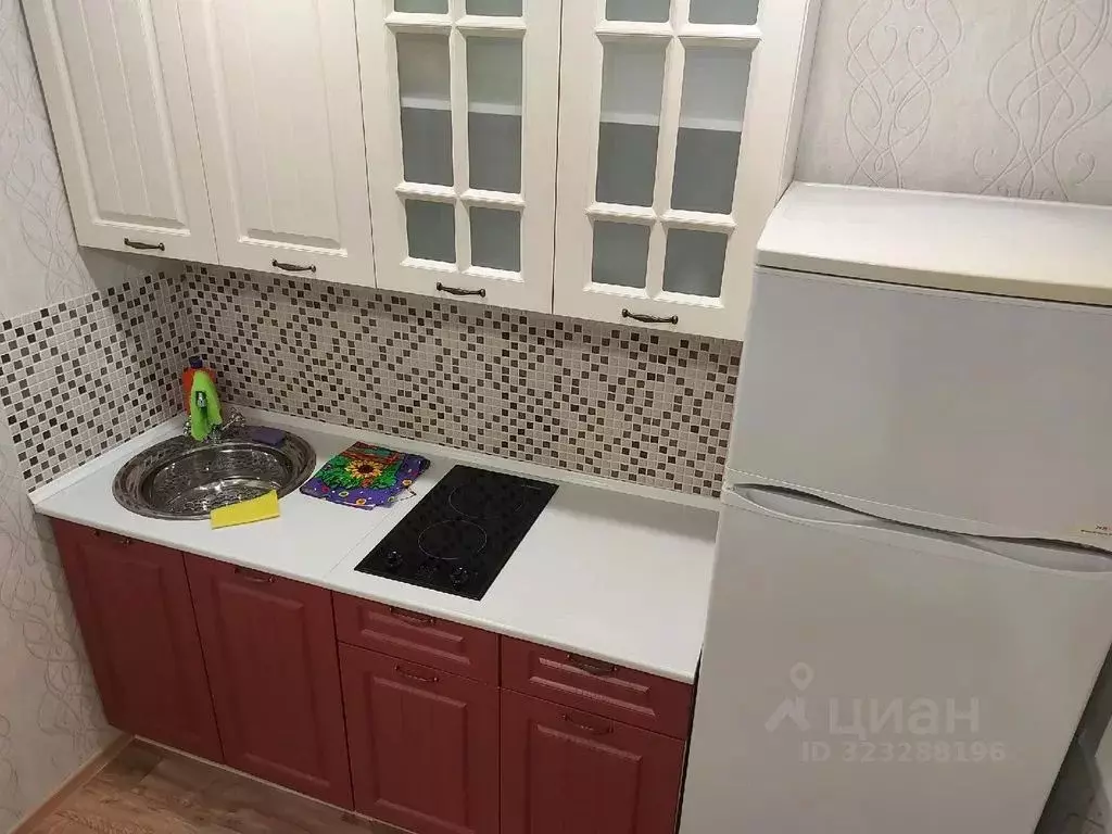 2-к кв. Мурманская область, Кировск ул. 50 лет Октября, 5 (44.0 м) - Фото 2