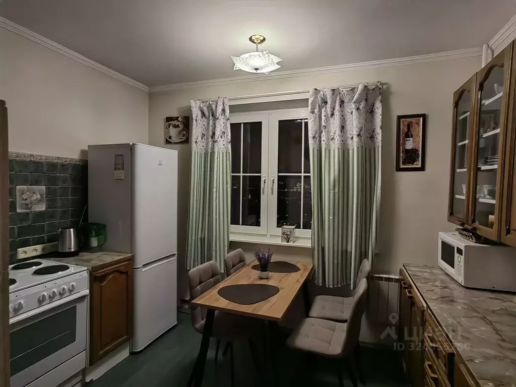 3-к кв. Москва Рублевское ш., 44К1 (71.7 м) - Фото 1