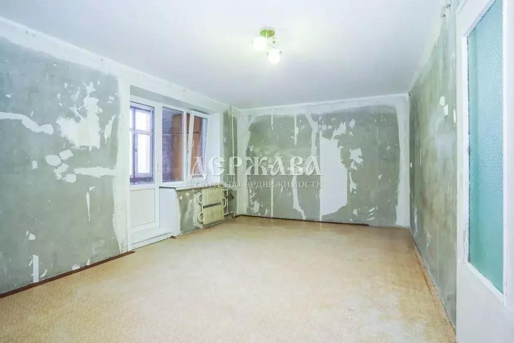 1-к кв. Белгородская область, Старый Оскол Дубрава мкр, 1 кв-л, 15 ... - Фото 1