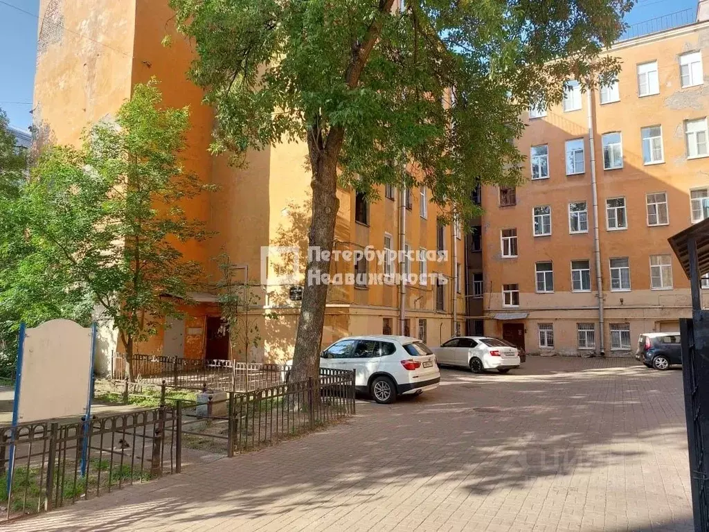 Комната Санкт-Петербург 8-я Советская ул., 32 (14.5 м) - Фото 0