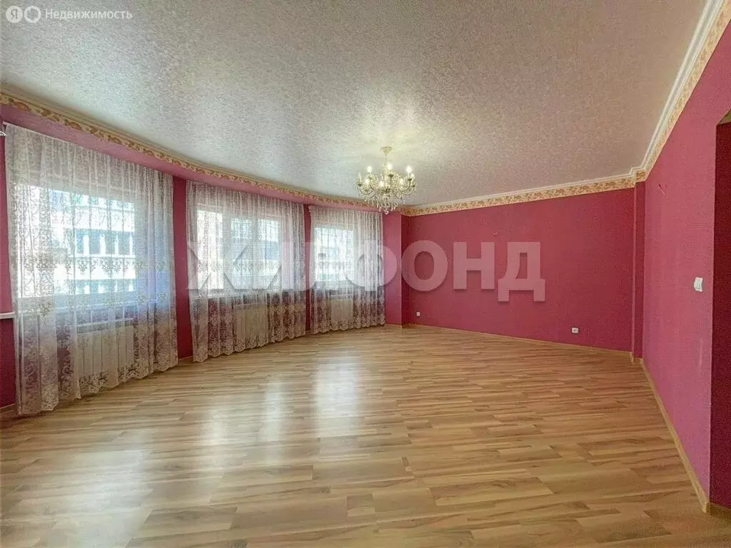 3-комнатная квартира: Краснодар, Гаражная улица, 81/6 (112 м) - Фото 0