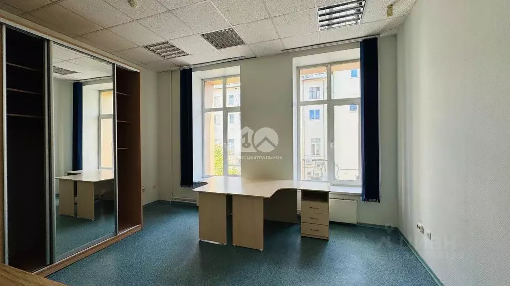 Офис в Новосибирская область, Новосибирск Коммунистическая ул., 35 (21 ... - Фото 1