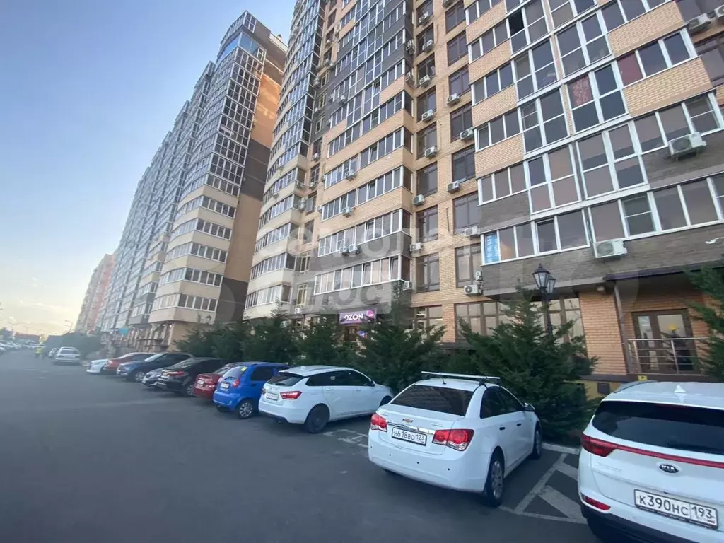 Продам торговое помещение, 43 м - Фото 0