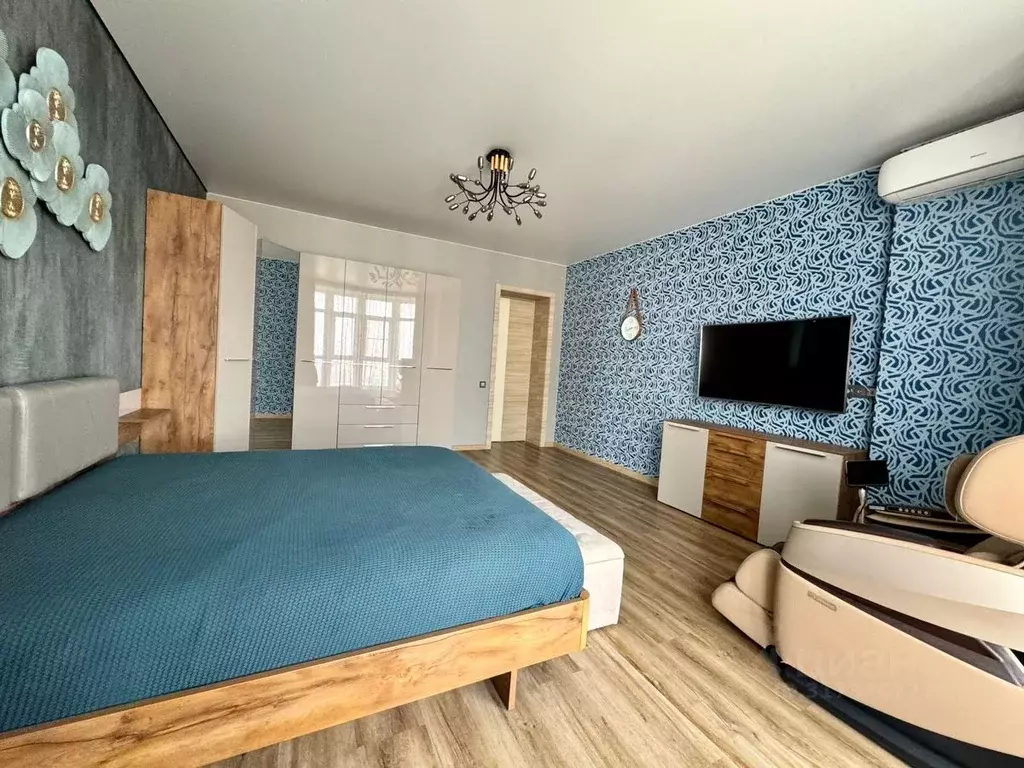 3-к кв. Хабаровский край, Хабаровск ул. Дзержинского, 52 (120.0 м) - Фото 1