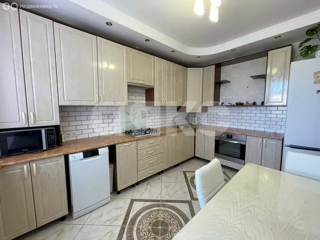 2-комнатная квартира: Дивноморское, Курортная улица, 3к3 (62.6 м) - Фото 1