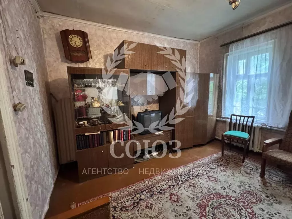 2-к кв. Калужская область, с. Перемышль ул. Ленина, 28 (69.0 м) - Фото 1