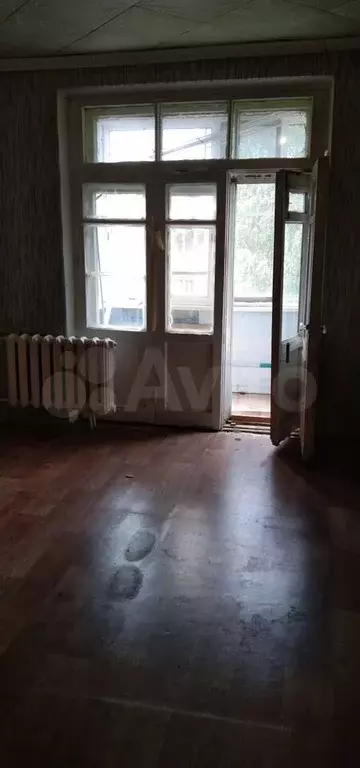 Комната 16 м в 4-к., 4/4 эт. - Фото 1