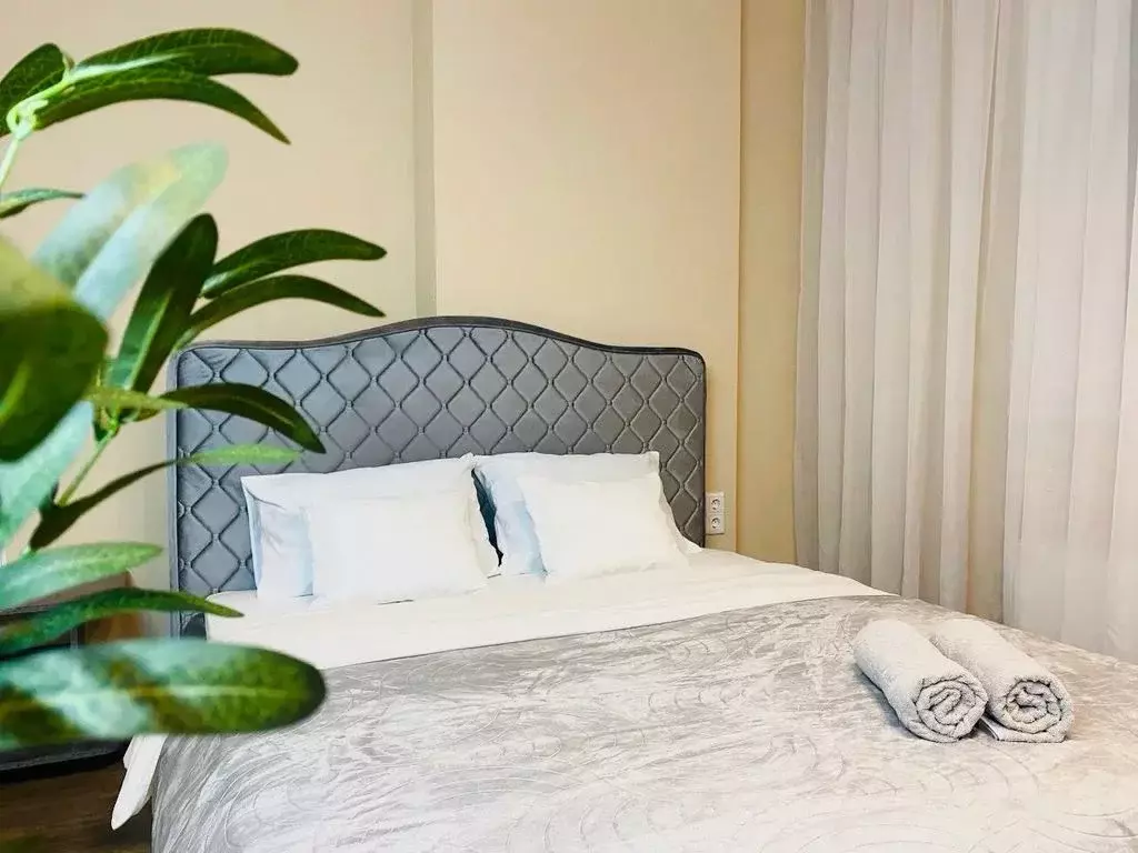 1-к кв. Челябинская область, Челябинск Российская ул., 75 (40.0 м) - Фото 1