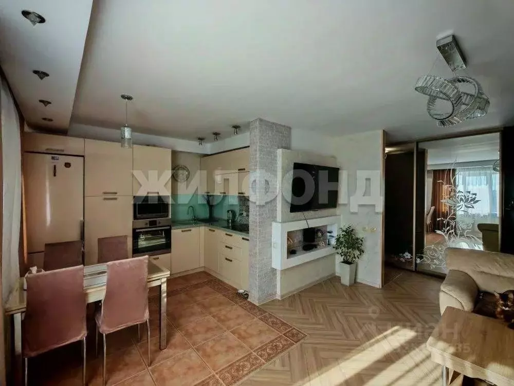 3-к кв. Хакасия, Абакан просп. Дружбы Народов, 3 (63.6 м) - Фото 1