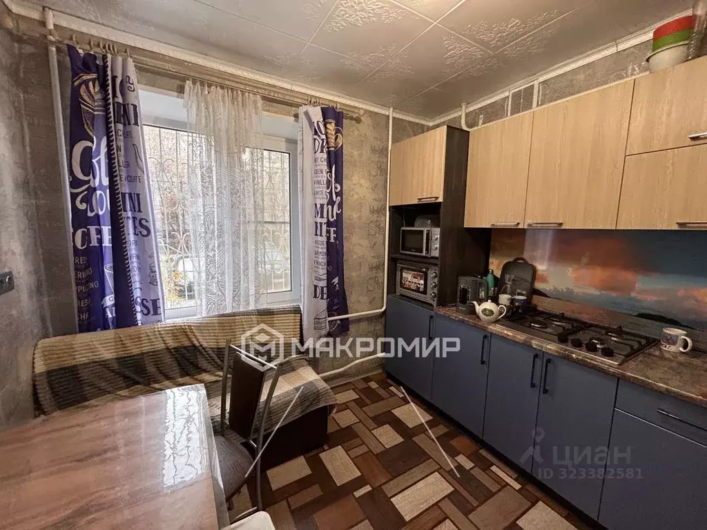 3-к кв. Челябинская область, Челябинск пос. Аэропорт, 16 (67.0 м) - Фото 1