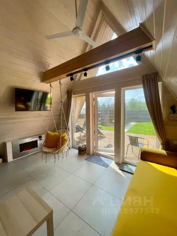 Дом в Ульяновская область, Чердаклинский район, Красноярское с/пос, с. ... - Фото 2