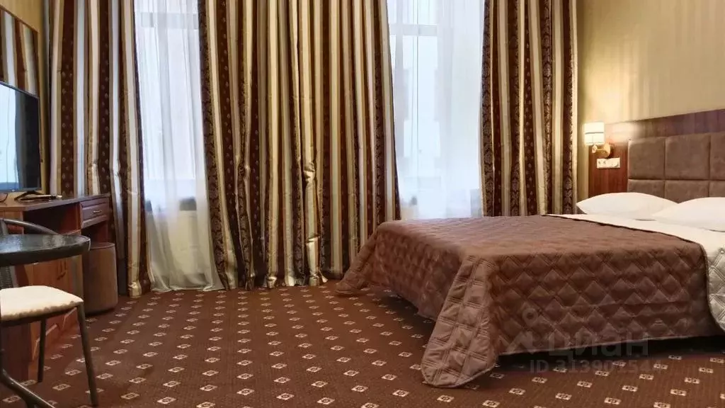 Комната Санкт-Петербург Шпалерная ул., 44б - Фото 0