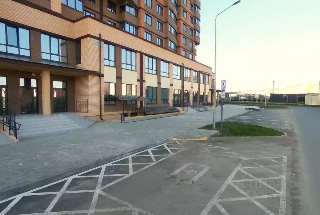 Помещение свободного назначения в Краснодарский край, Краснодар Догма ... - Фото 1