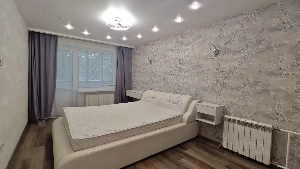 3-к кв. Самарская область, Самара Ново-Садовая ул., 42 (69.2 м) - Фото 1
