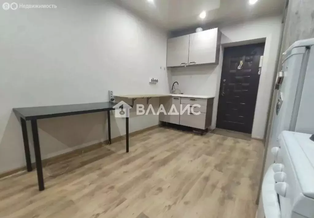 1к в 5-комнатной квартире (17 м) - Фото 2