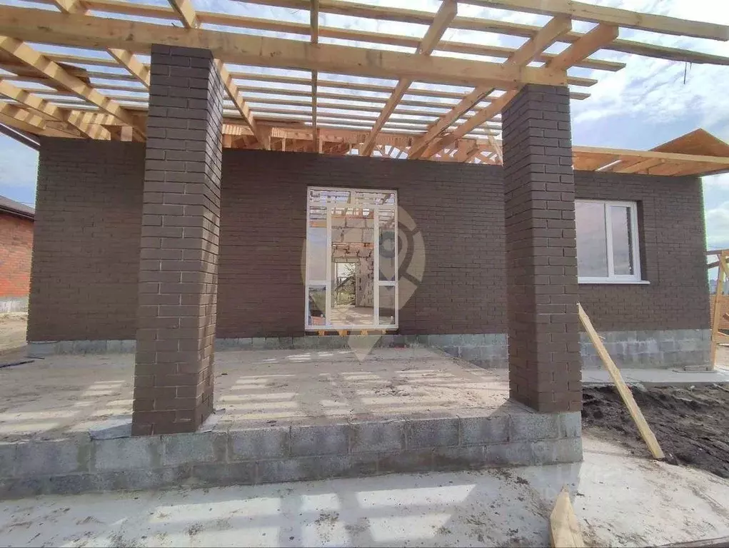 Дом в Белгородская область, Старый Оскол ул. Алексеевская (110 м) - Фото 1