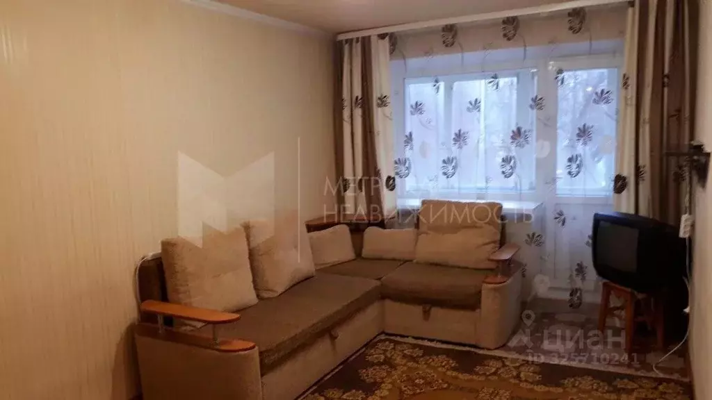 1-к кв. Тюменская область, Тюмень Профсоюзная ул., 79 (30.0 м) - Фото 1
