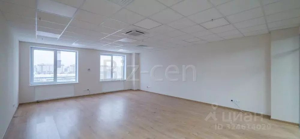 Офис в Санкт-Петербург Октябрьская наб., 10к1 (40 м) - Фото 2