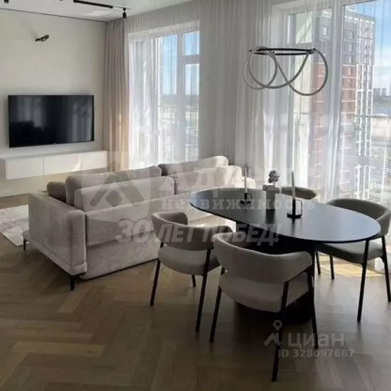 2-к кв. Тюменская область, Тюмень ул. Пожарных и Спасателей, 1 (82.0 ... - Фото 1