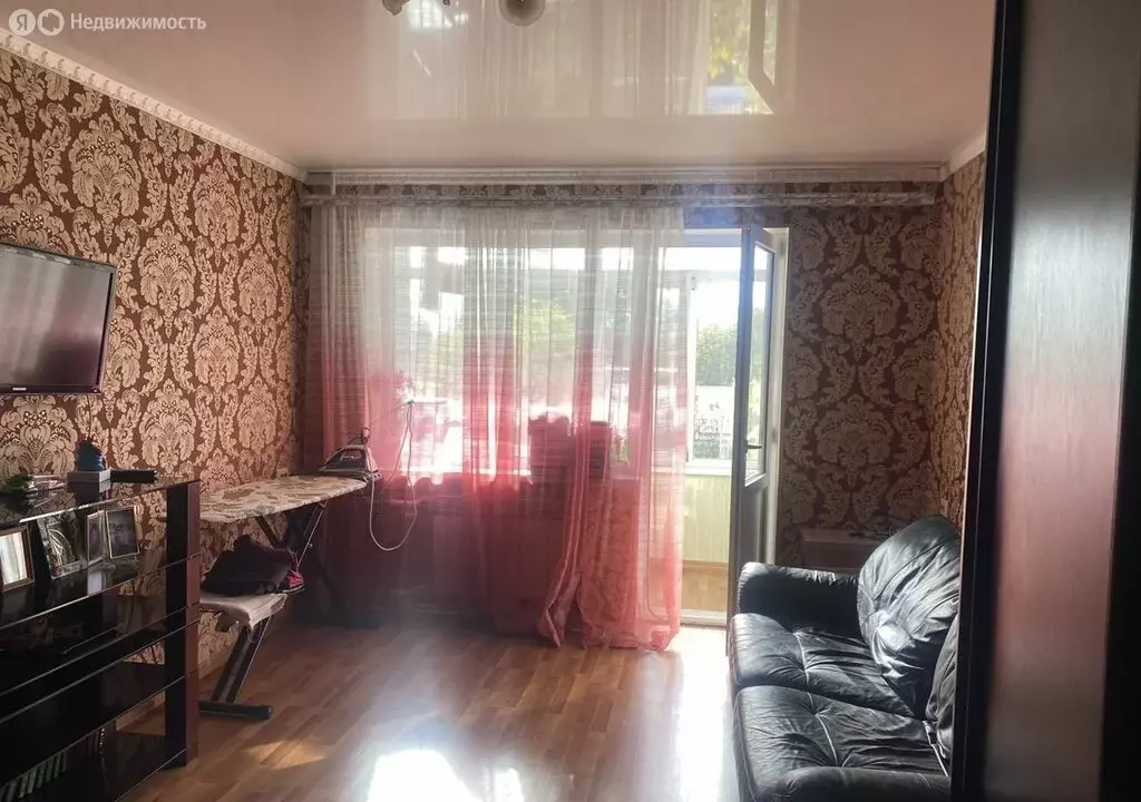 3-комнатная квартира: Туапсе, улица Калинина, 28 (59.7 м) - Фото 1