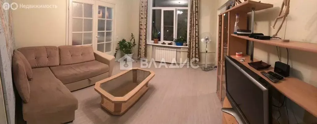 2-комнатная квартира: Санкт-Петербург, Бассейная улица, 61 (56.2 м) - Фото 0