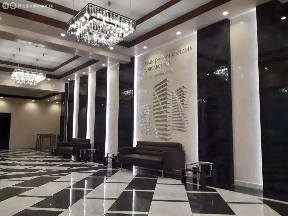 Офис (616 м) - Фото 1