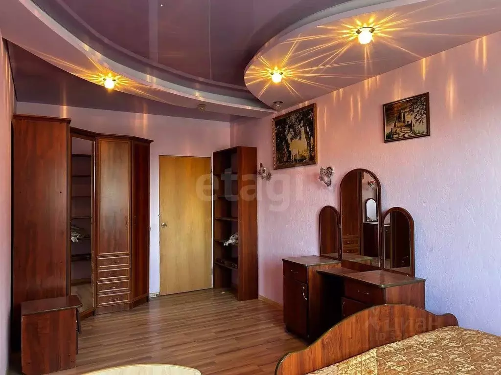 2-к кв. Челябинская область, Челябинск Двинская ул., 23 (57.3 м) - Фото 0