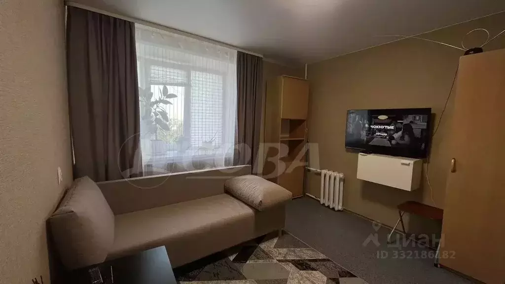 Комната Тюменская область, Тюмень ул. Республики, 214 (17.9 м) - Фото 2