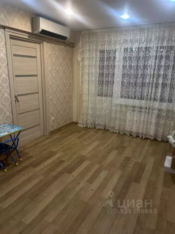 2-к кв. Волгоградская область, Волгоград Краснополянская ул., 34 (45.0 ... - Фото 1