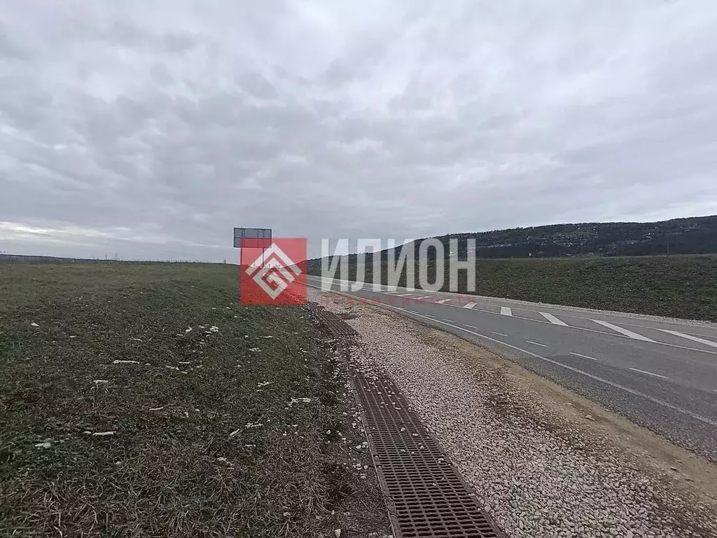 Участок в Крым, Бахчисарай ул. Громова, 41 (130.0 сот.) - Фото 2