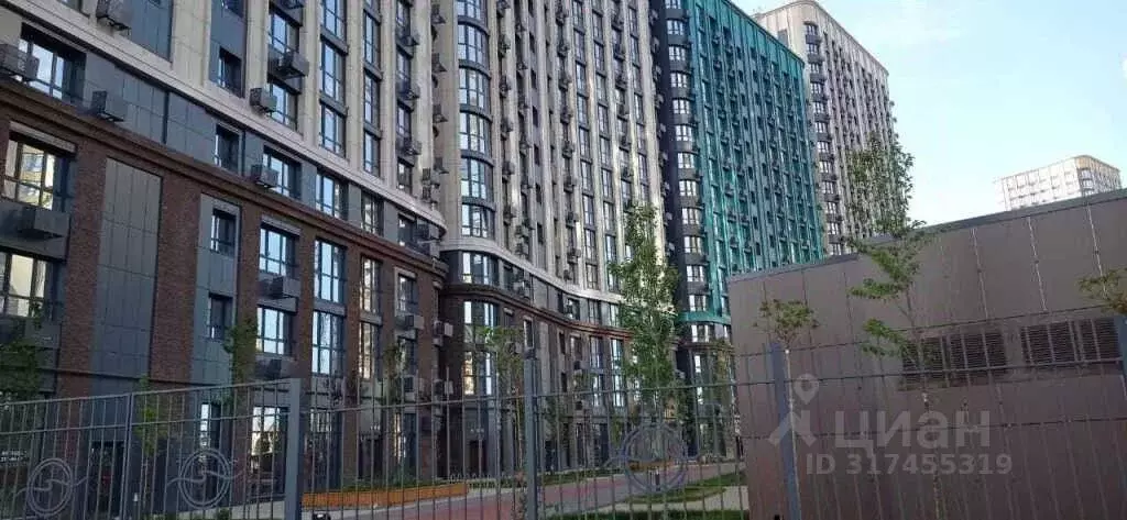 3-к кв. Ростовская область, Ростов-на-Дону ул. Бориса Слюсаря, 15с1 ... - Фото 0