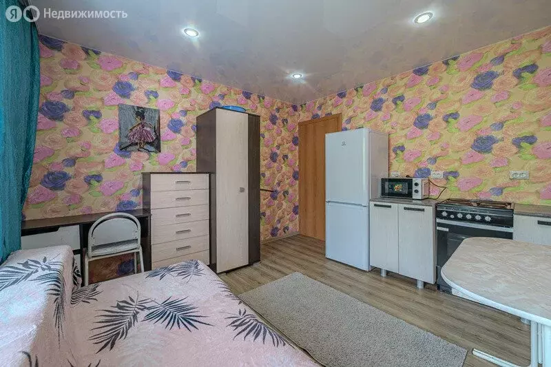 1к в 11-комнатной квартире (12 м) - Фото 1